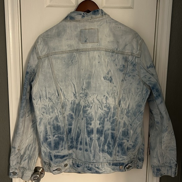 Levi’s XL men’s acid wash denim jacket - Picture 3 of 3